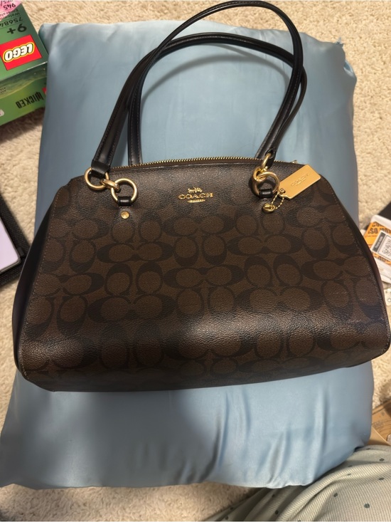 Coach Handbags - Coach Etta carryall